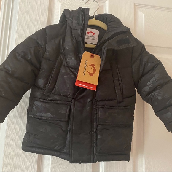 NWT black camo Appaman summit puffer coat in size 2T - Picture 3 of 9